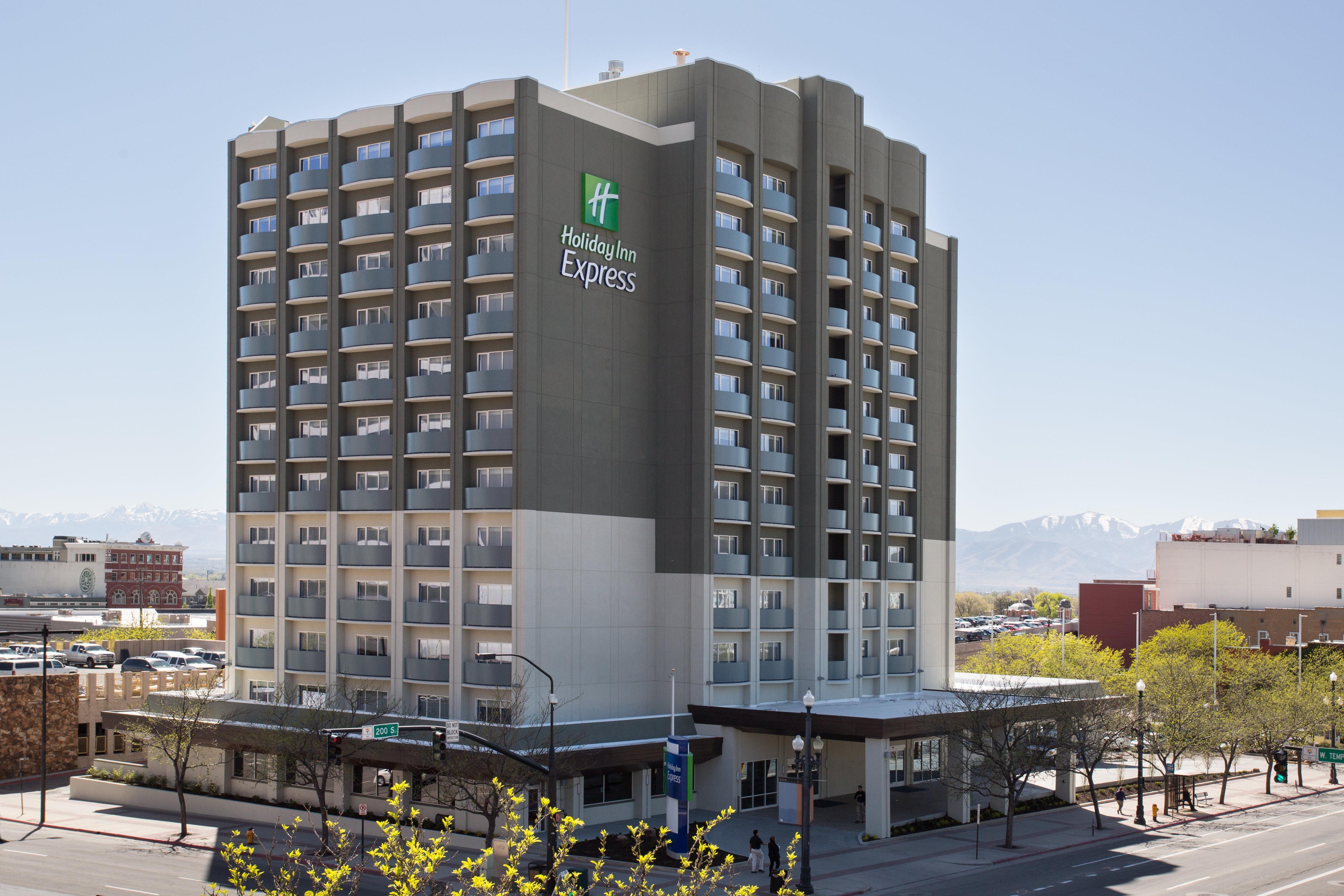 Holiday Inn Express & Suites Memphis Arpt Elvis Presley Blv By Ihg מראה חיצוני תמונה