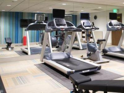Holiday Inn Express & Suites Memphis Arpt Elvis Presley Blv By Ihg מראה חיצוני תמונה